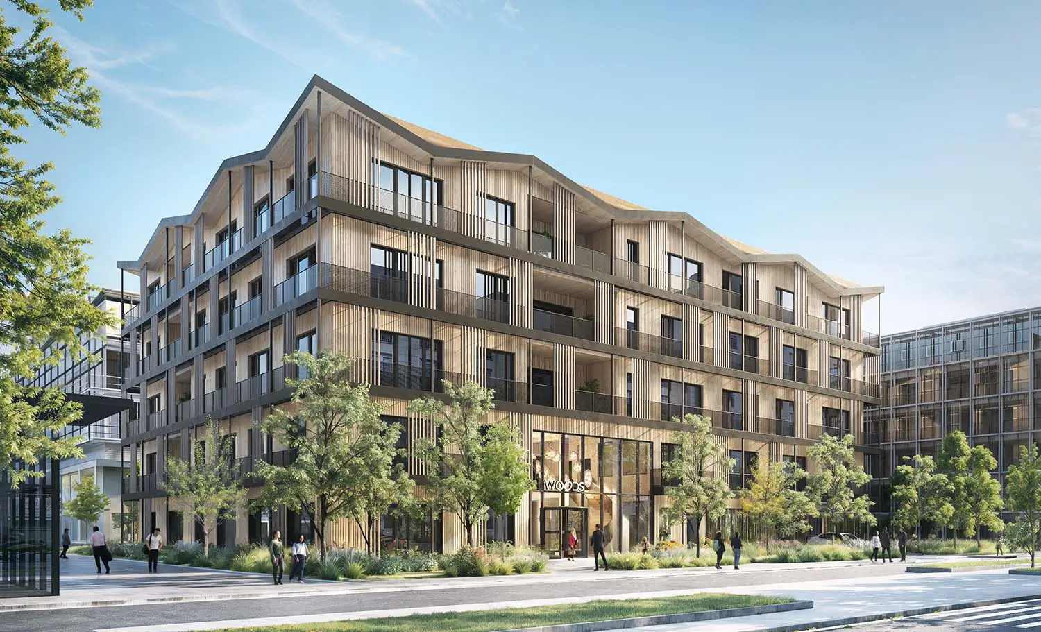 Fünfgeschossiges Holzgebäude mit geschwungener Dachkante und vertikalen Holzlamellen an einer baumbestandenen Straße